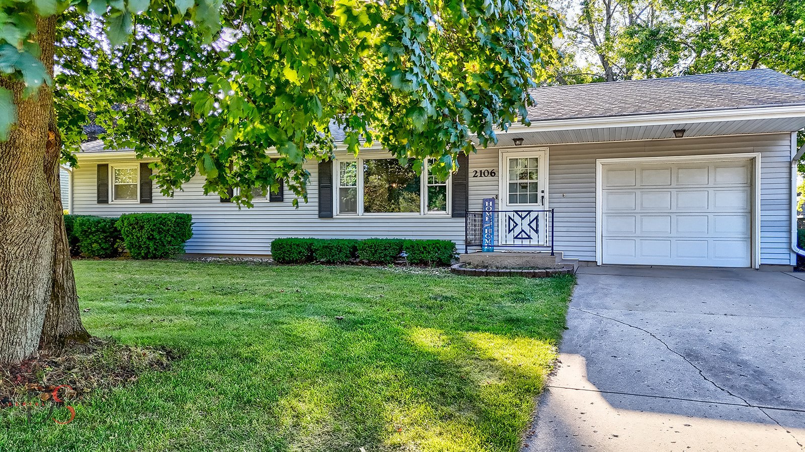 2106 Cedar Avenue Mendota, IL 61342 - Photo 1 of 24 front view of a house with a yard