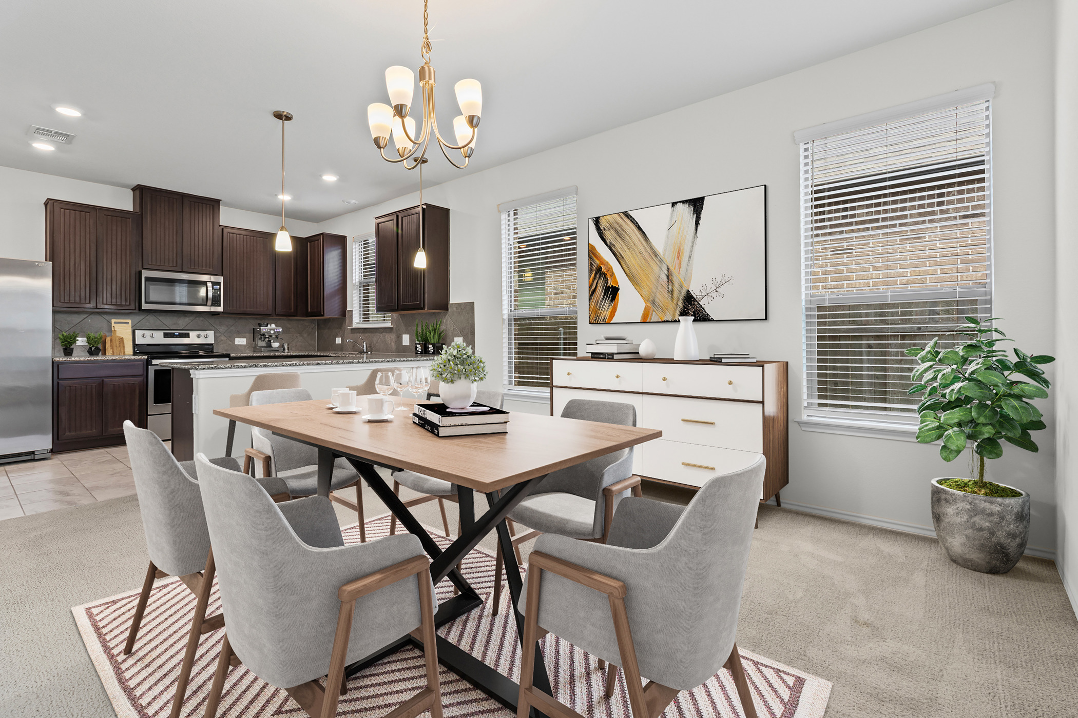*VIRTUALLY STAGED* Dining space/kitchen