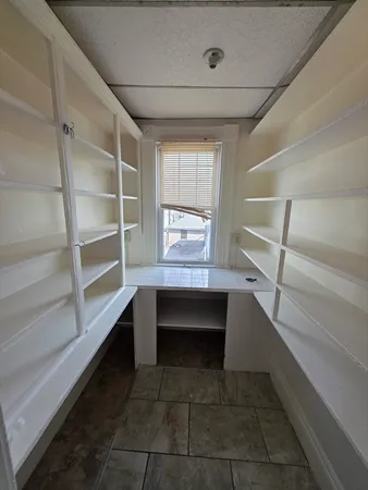 $1,700 | 37 Chase Avenue, Unit 2, Springfield, MA 01108