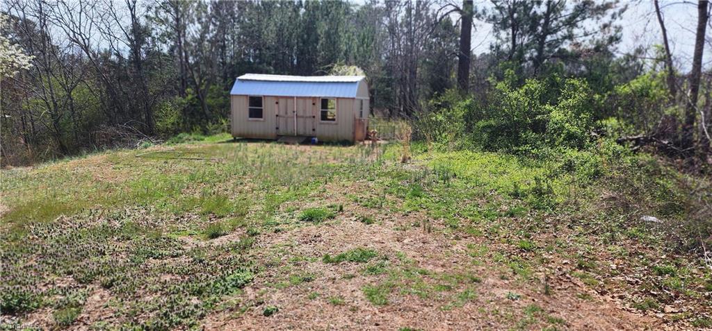 4900 Siloam Road East Bend, NC 27018 - Photo 29 of 37 Gallery Image 29