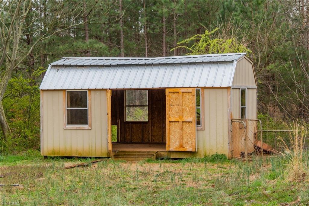 4900 Siloam Road East Bend, NC 27018 - Photo 34 of 37 Gallery Image 34