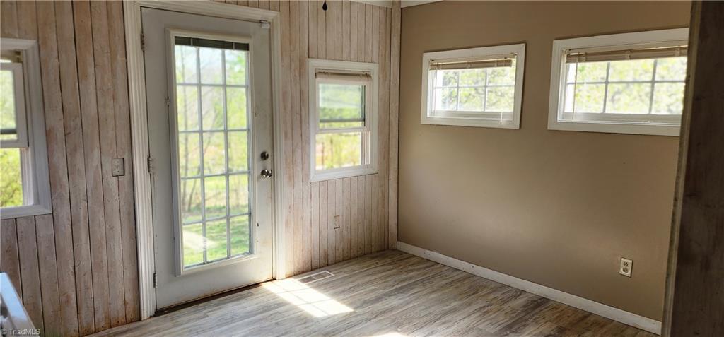 4900 Siloam Road East Bend, NC 27018 - Photo 10 of 37 Gallery Image 10