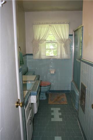 7151 Harper Road Joelton, TN 37080 - Photo 14 of 20 2nd Full Bath.