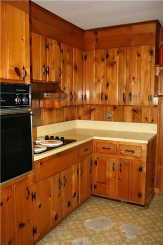 7151 Harper Road Joelton, TN 37080 - Photo 5 of 20 Eat-In Kitchen with Built-In Cook Top, Oven and Refrigerator with Ice Maker.