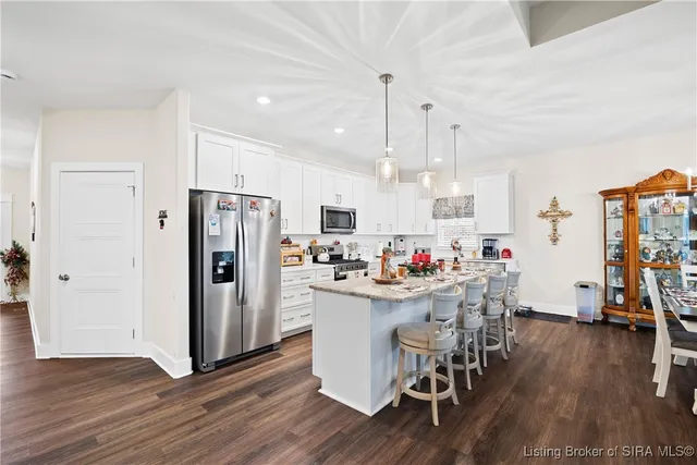 $410,000 | 7702 Linwood Circle, Charlestown, IN 47111