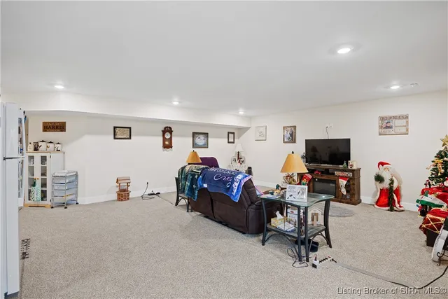 $410,000 | 7702 Linwood Circle, Charlestown, IN 47111