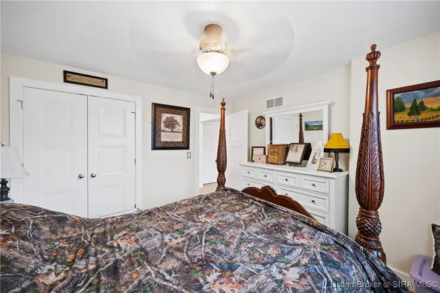 $410,000 | 7702 Linwood Circle, Charlestown, IN 47111