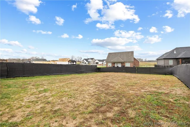 $410,000 | 7702 Linwood Circle, Charlestown, IN 47111