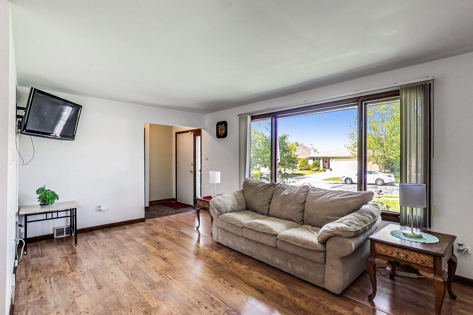 10828 Massasoit Avenue Chicago Ridge, IL 60415 - Photo 4 of 22
