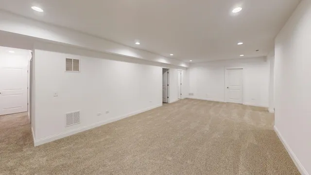 $559,990 | 201 Becker Place, Sycamore, IL 60178