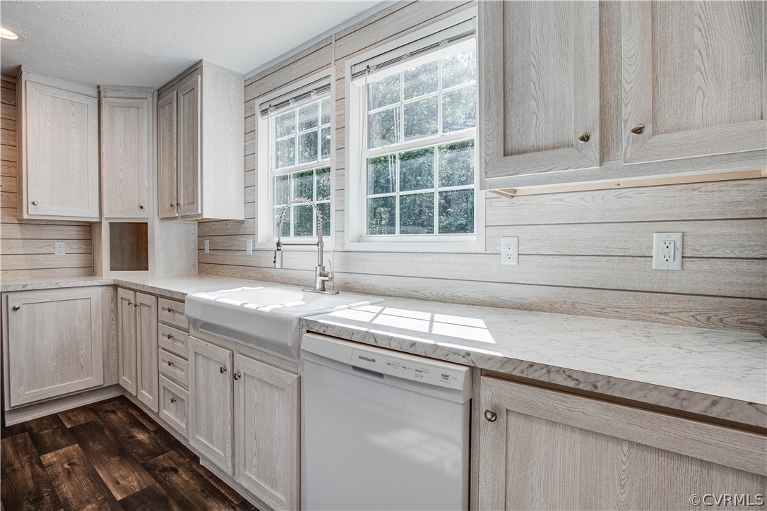 411 Goodwin Store Road Louisa, VA 23093 - Photo 24 of 38 a kitchen with appliances cabinets and a counter top space