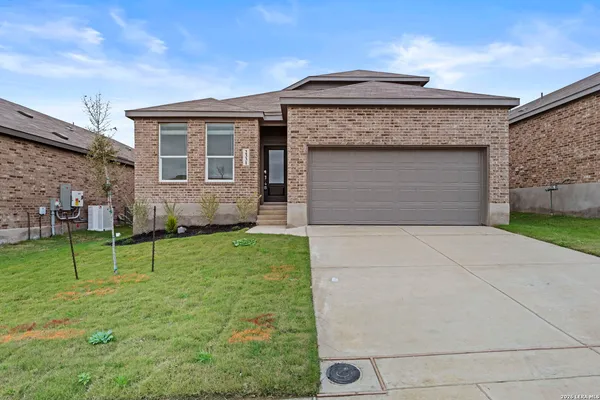 $278,500 | 2331 Fort Davis Pass, Marion, TX 78124