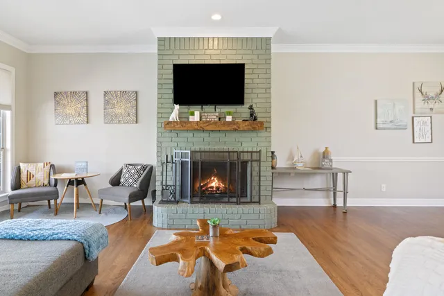 $1,100,000 | 5214 McCormick Mountain Drive, Austin, TX 78734