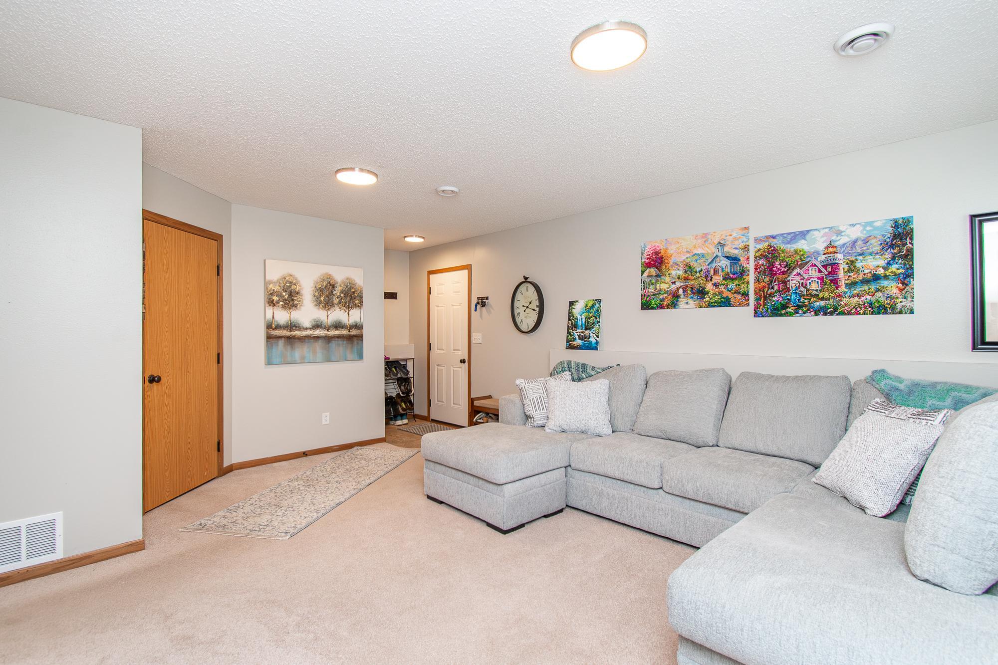6182 35th Street South Fargo, ND 58104 - Photo 23 of 48