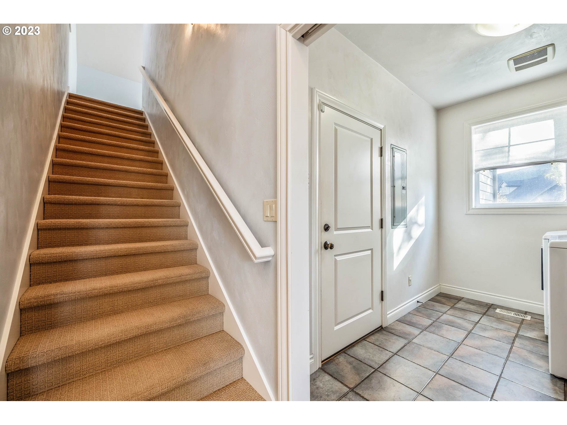 3349 Roanoke Avenue Eugene, OR 97408 - Photo 27 of 36