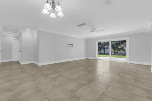 $5,250 | 1180 Southwest 17th Street, Boca Raton, FL 33486