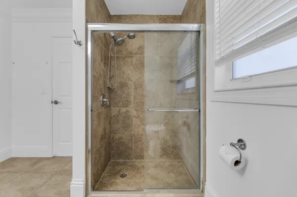 $5,250 | 1180 Southwest 17th Street, Boca Raton, FL 33486