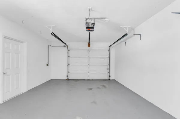 $5,250 | 1180 Southwest 17th Street, Boca Raton, FL 33486