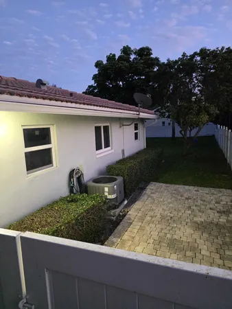 $5,250 | 1180 Southwest 17th Street, Boca Raton, FL 33486