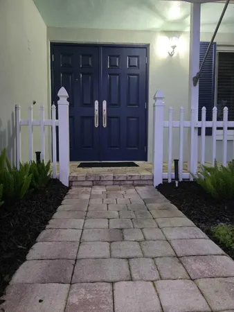 $5,250 | 1180 Southwest 17th Street, Boca Raton, FL 33486