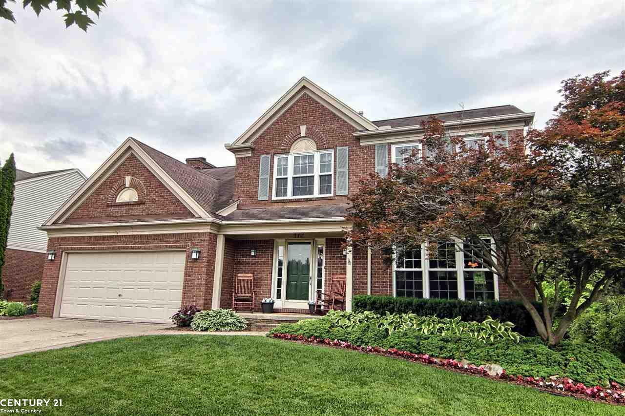 172 Grosvenor Drive Rochester Hills, MI 48307 - Photo 2 of 36