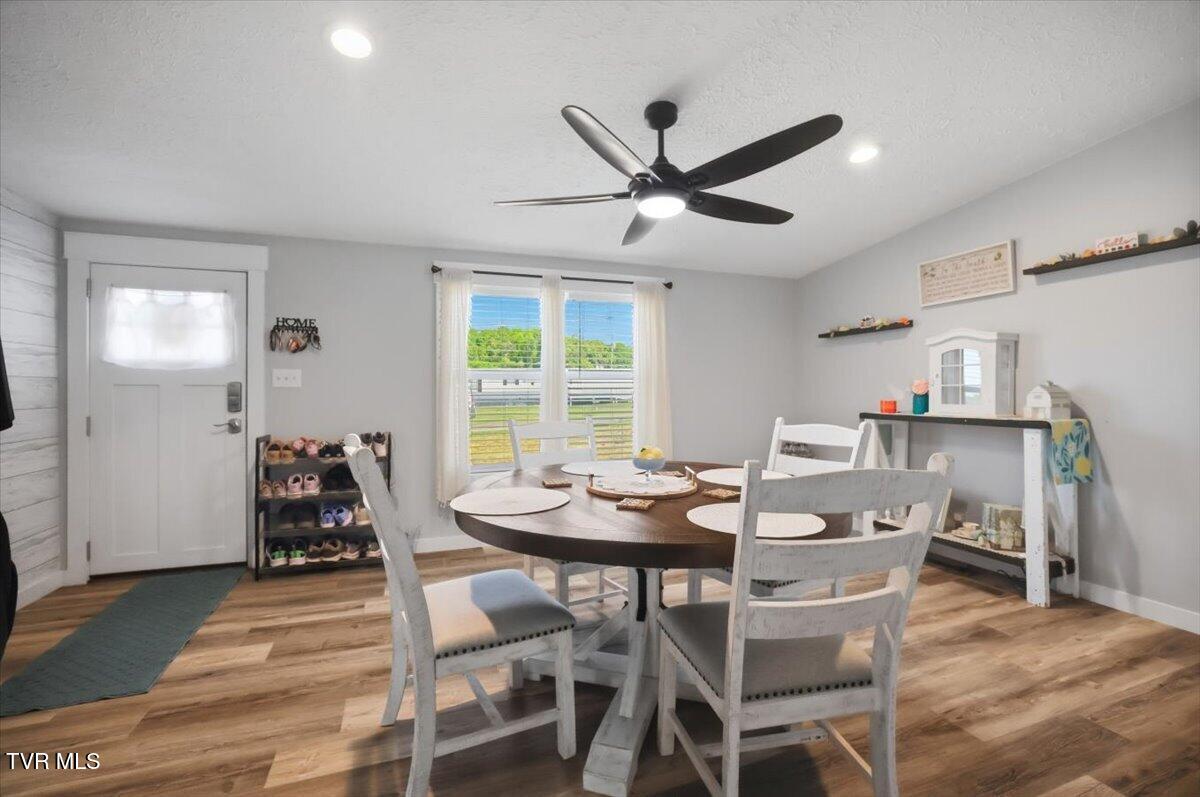 1273 Greenbriar Road Talbott, TN 37877 - Photo 16 of 28 20-1273_Greenbriar_Rd_019