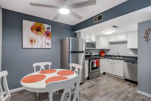 $125,000 | 1419 Durango Lane, Unit 1, Fenton, MO 63026