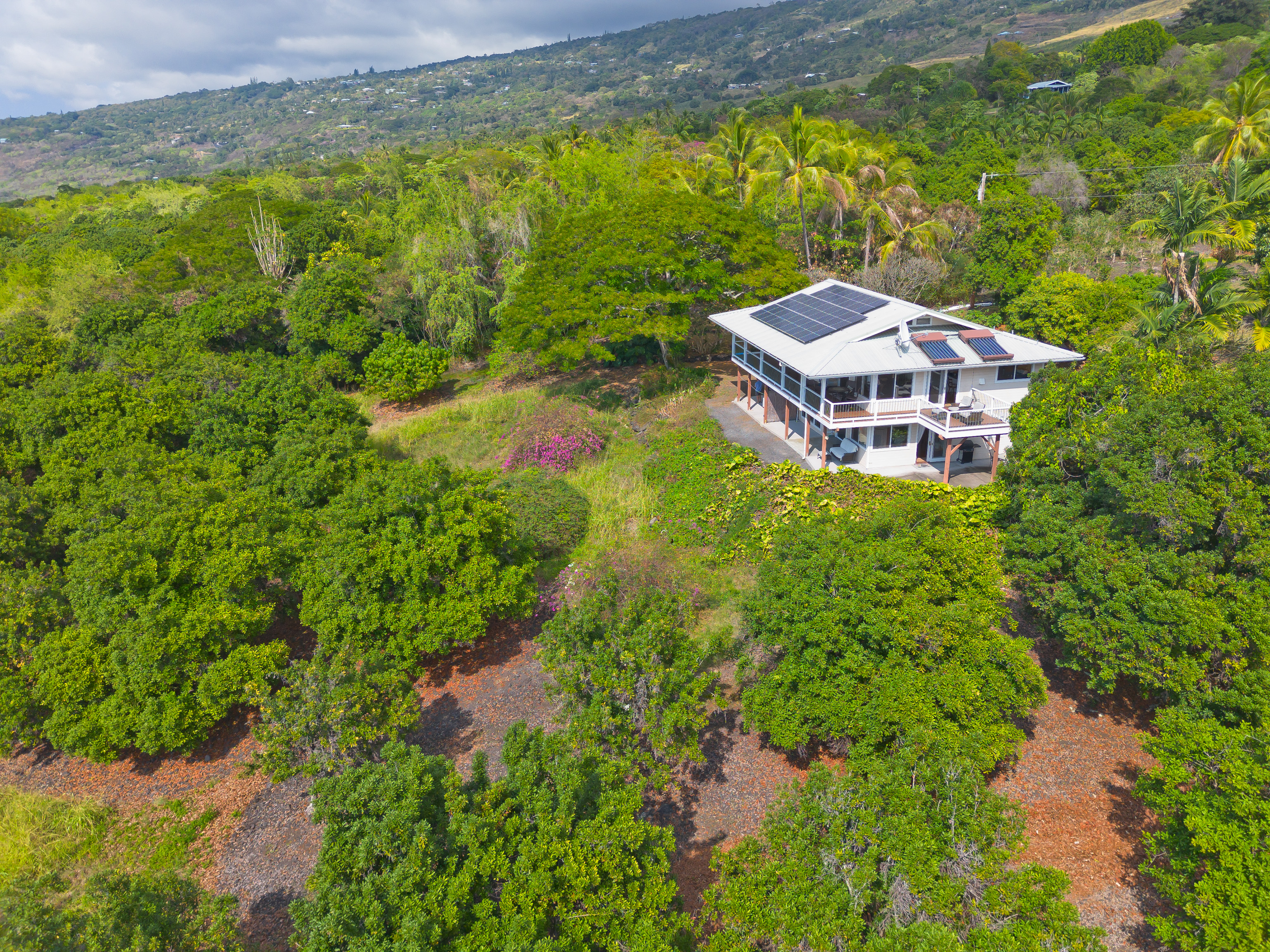 83-5599C Middle Keei Road Captain Cook, HI 96704 - Photo 2 of 30 Gallery Image 2