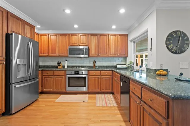 $1,987,000 | 1501 75th Circle Northeast, St. Petersburg, FL 33702