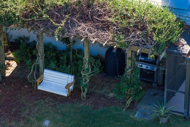 $1,987,000 | 1501 75th Circle Northeast, St. Petersburg, FL 33702