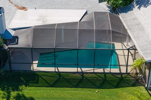 $1,987,000 | 1501 75th Circle Northeast, St. Petersburg, FL 33702