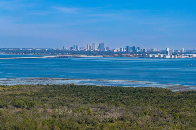 $1,987,000 | 1501 75th Circle Northeast, St. Petersburg, FL 33702