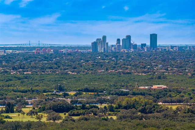 $1,987,000 | 1501 75th Circle Northeast, St. Petersburg, FL 33702