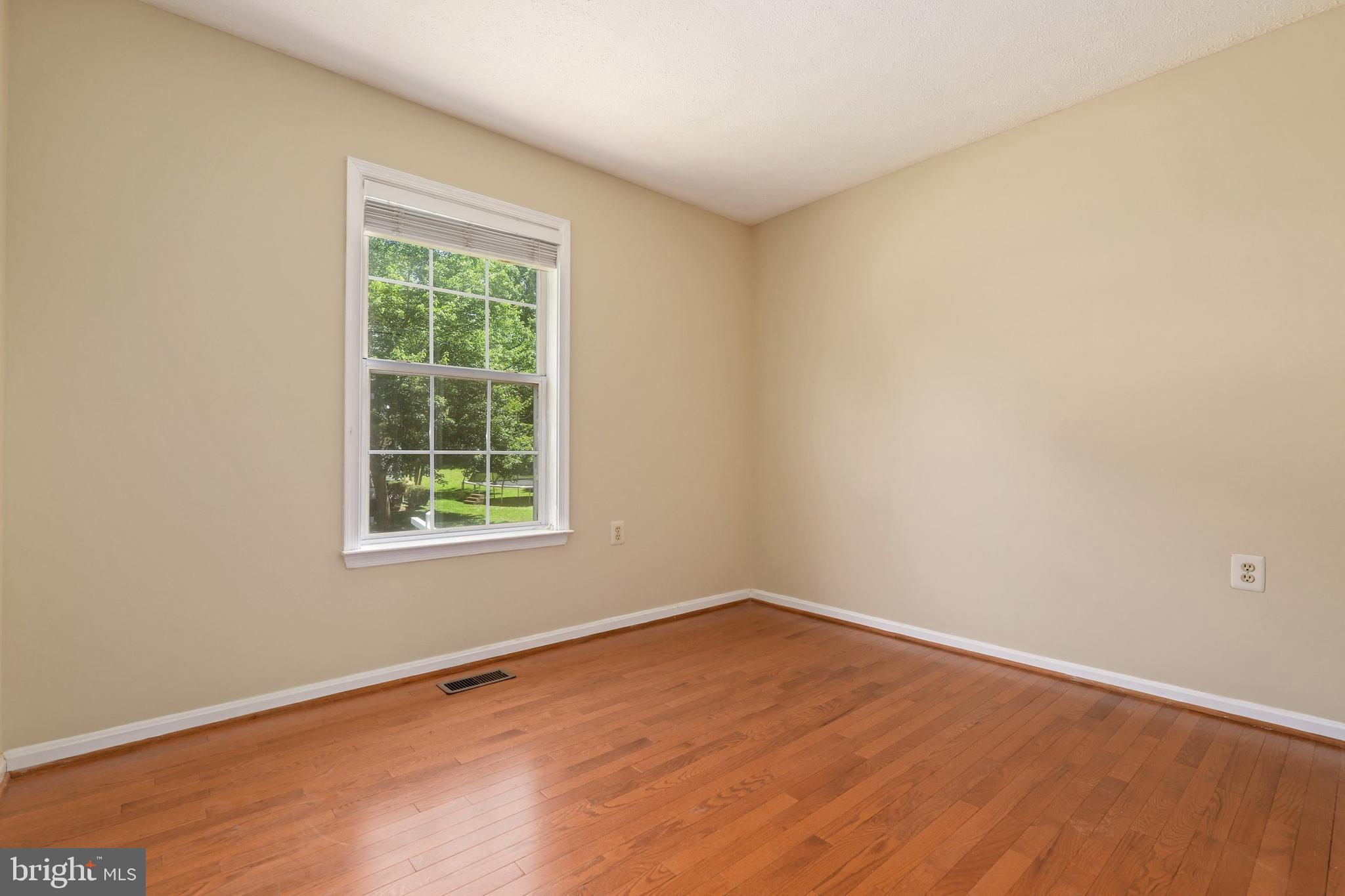 10447 Labrador Loop Manassas, VA 20112 - Photo 13 of 46