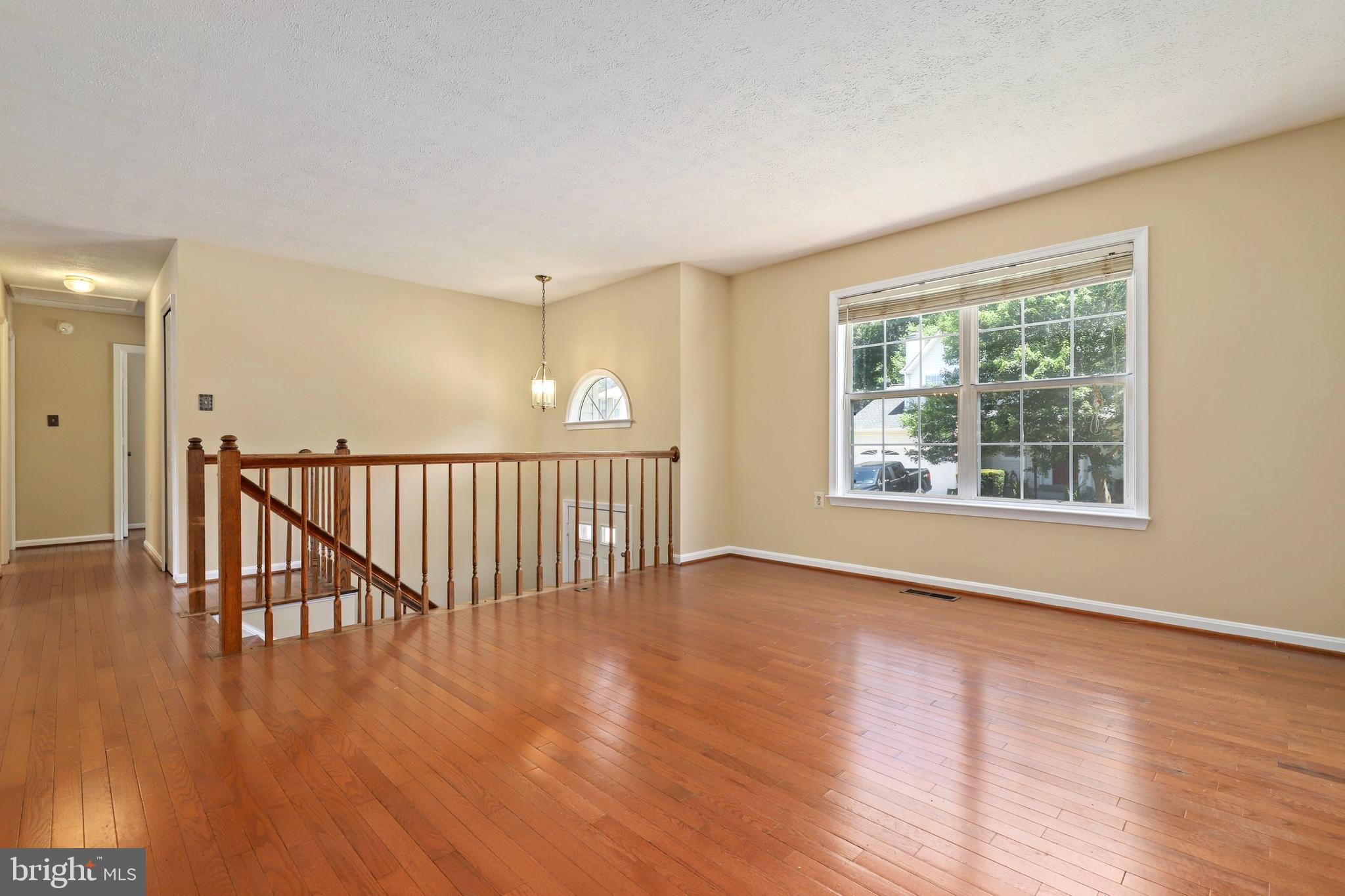 10447 Labrador Loop Manassas, VA 20112 - Photo 5 of 46