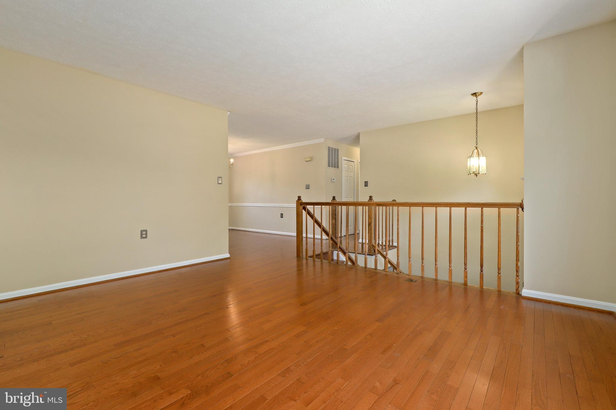 10447 Labrador Loop Manassas, VA 20112 - Photo 6 of 46