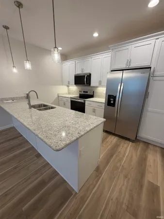 $275,000 | 6703 Palm Drive, Evansville, IN 47715