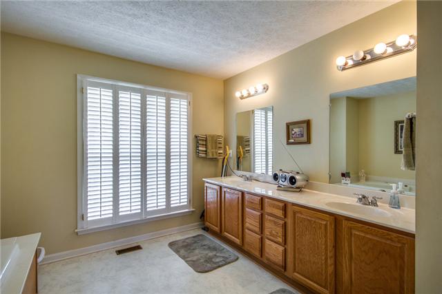 571 Governor Hall Road Castalian Springs, TN 37031 - Photo 14 of 20 Gallery Image 14