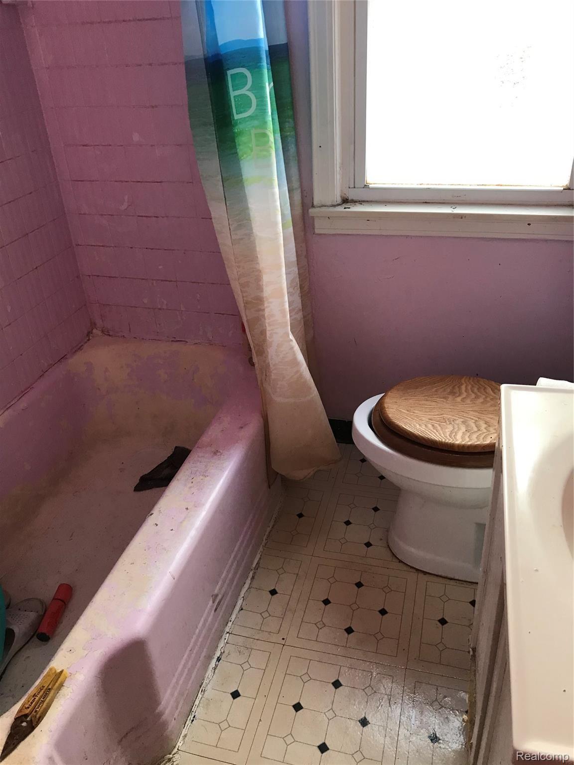 7537 Rutherford Street Detroit, MI 48228 - Photo 4 of 5 tempImageNyyFt6.jpg