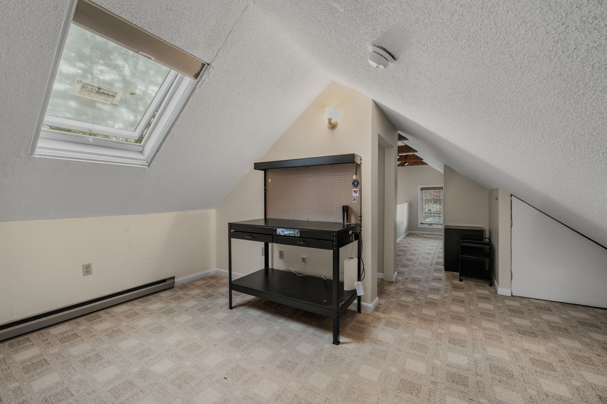 54 Rope Ferry Road, Unit C45 Waterford, CT 06385 - Photo 21 of 21 a living room with furniture