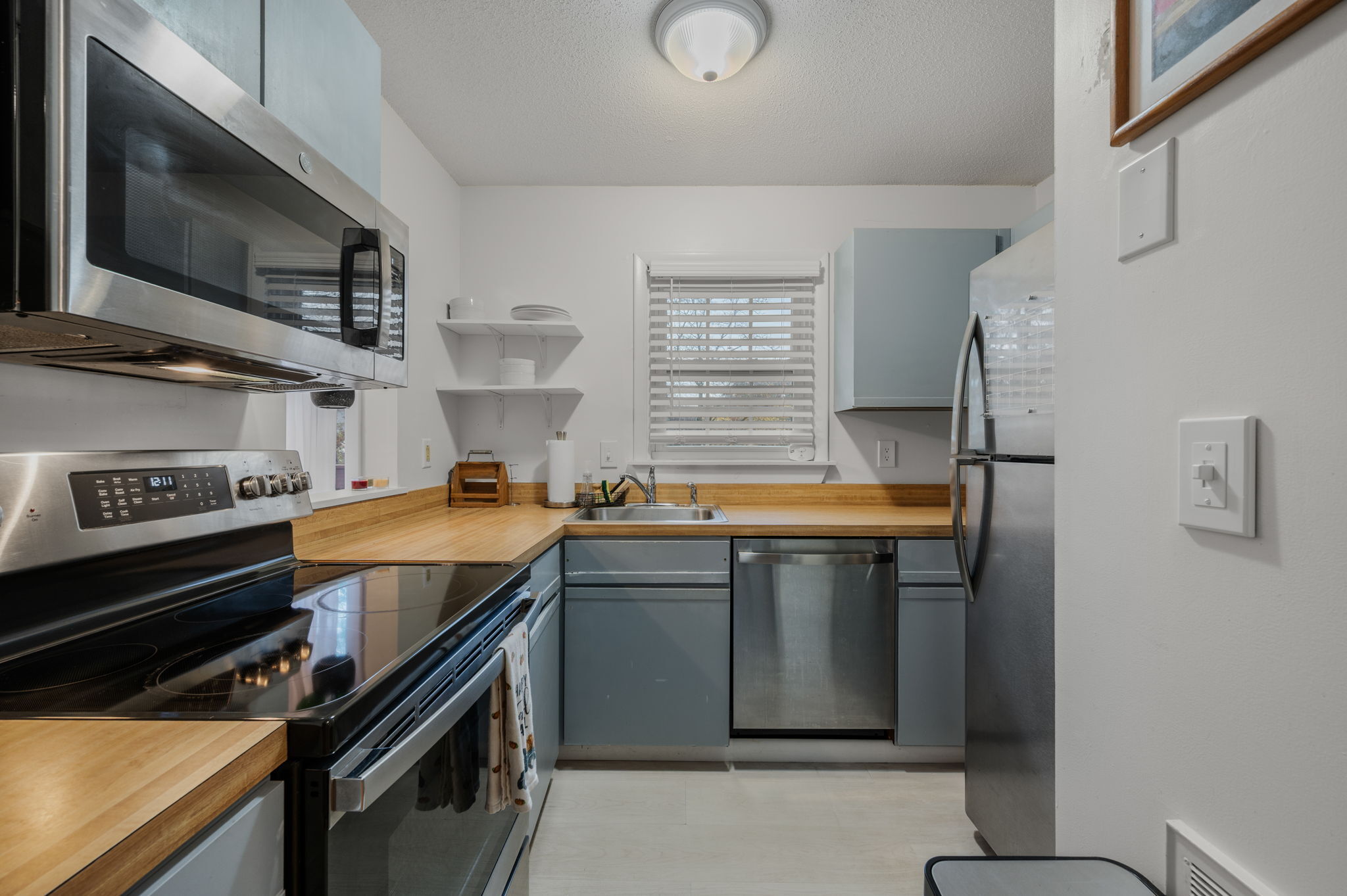 54 Rope Ferry Road, Unit C45 Waterford, CT 06385 - Photo 9 of 21