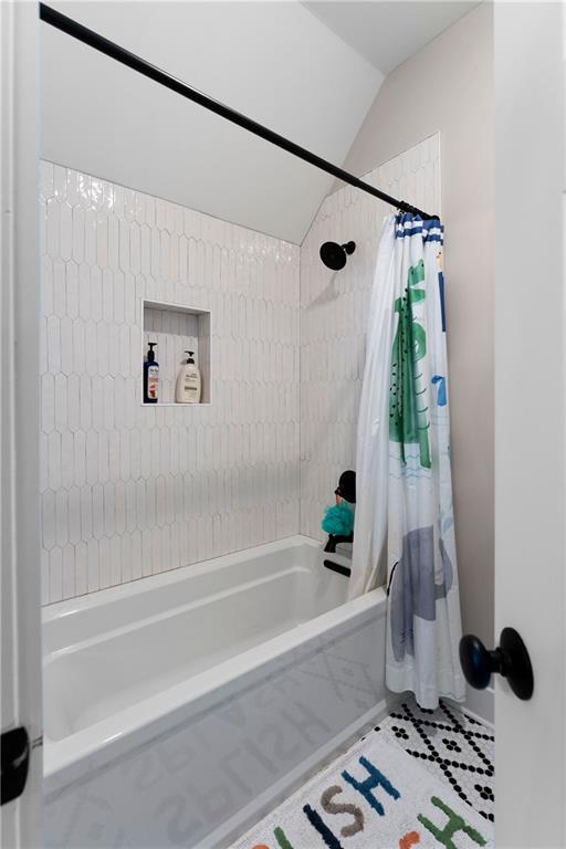 49 Cedar Gate Lane Kingston, GA 30145 - Photo 54 of 73 a bathroom with a bathtub and a shower