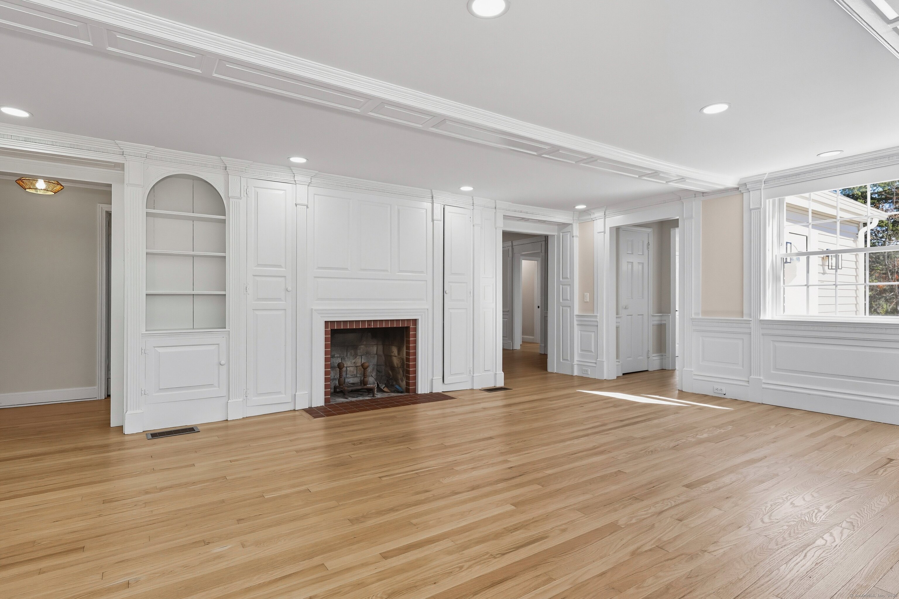 90 Battle Street Bristol, CT 06010 - Photo 16 of 68