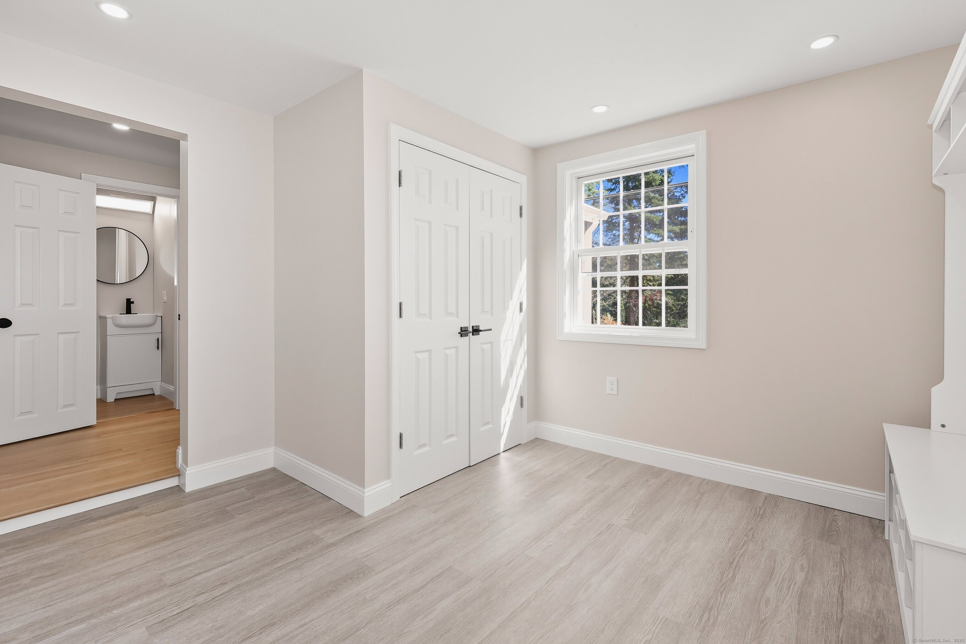 90 Battle Street Bristol, CT 06010 - Photo 25 of 68