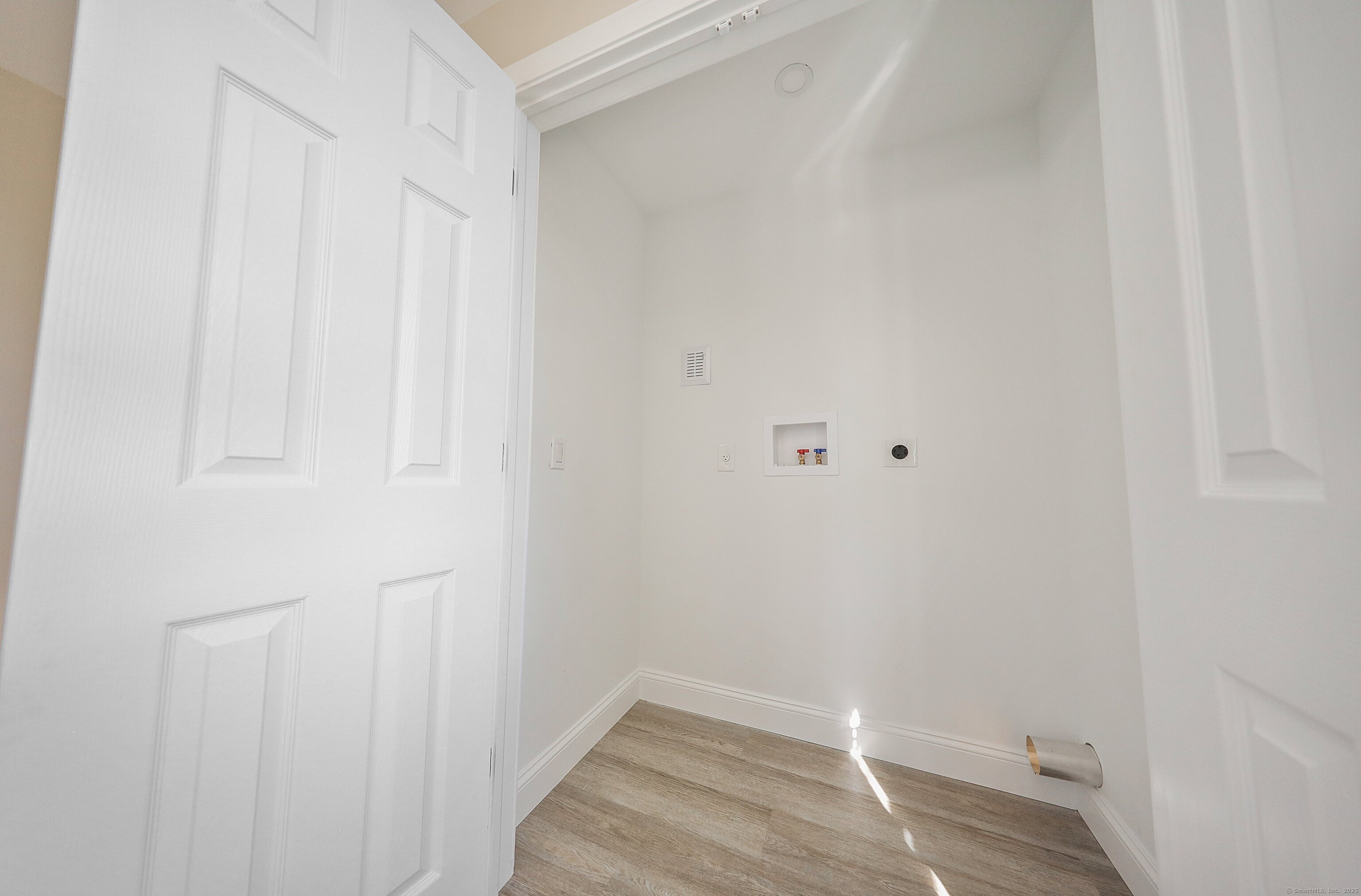 90 Battle Street Bristol, CT 06010 - Photo 28 of 68