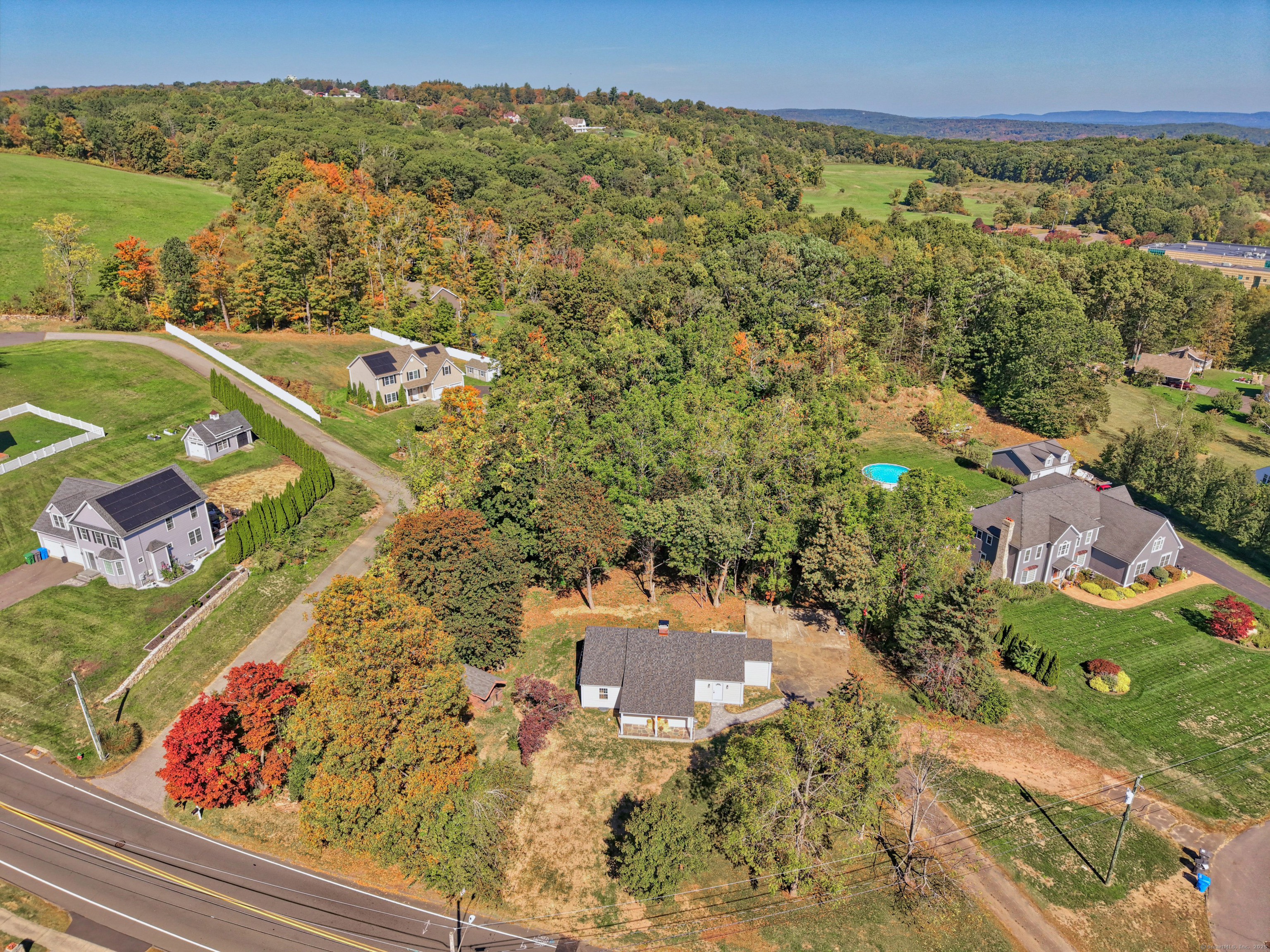 90 Battle Street Bristol, CT 06010 - Photo 3 of 68