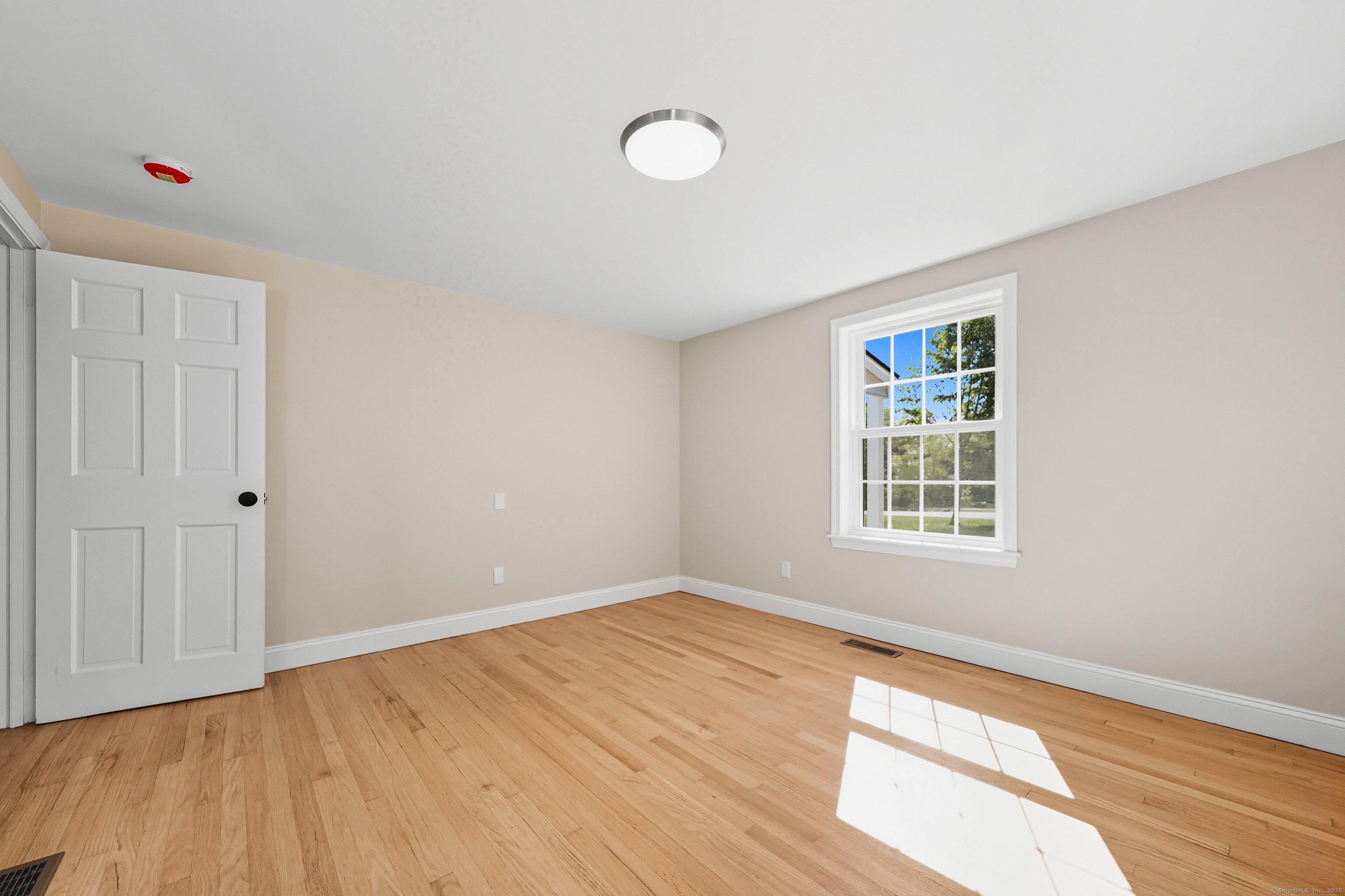 90 Battle Street Bristol, CT 06010 - Photo 37 of 68