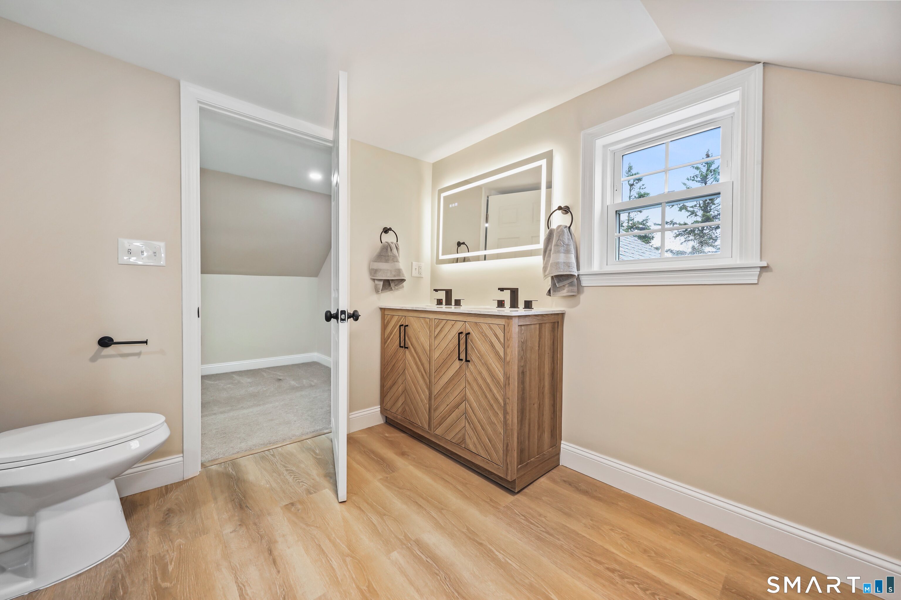 90 Battle Street Bristol, CT 06010 - Photo 44 of 68