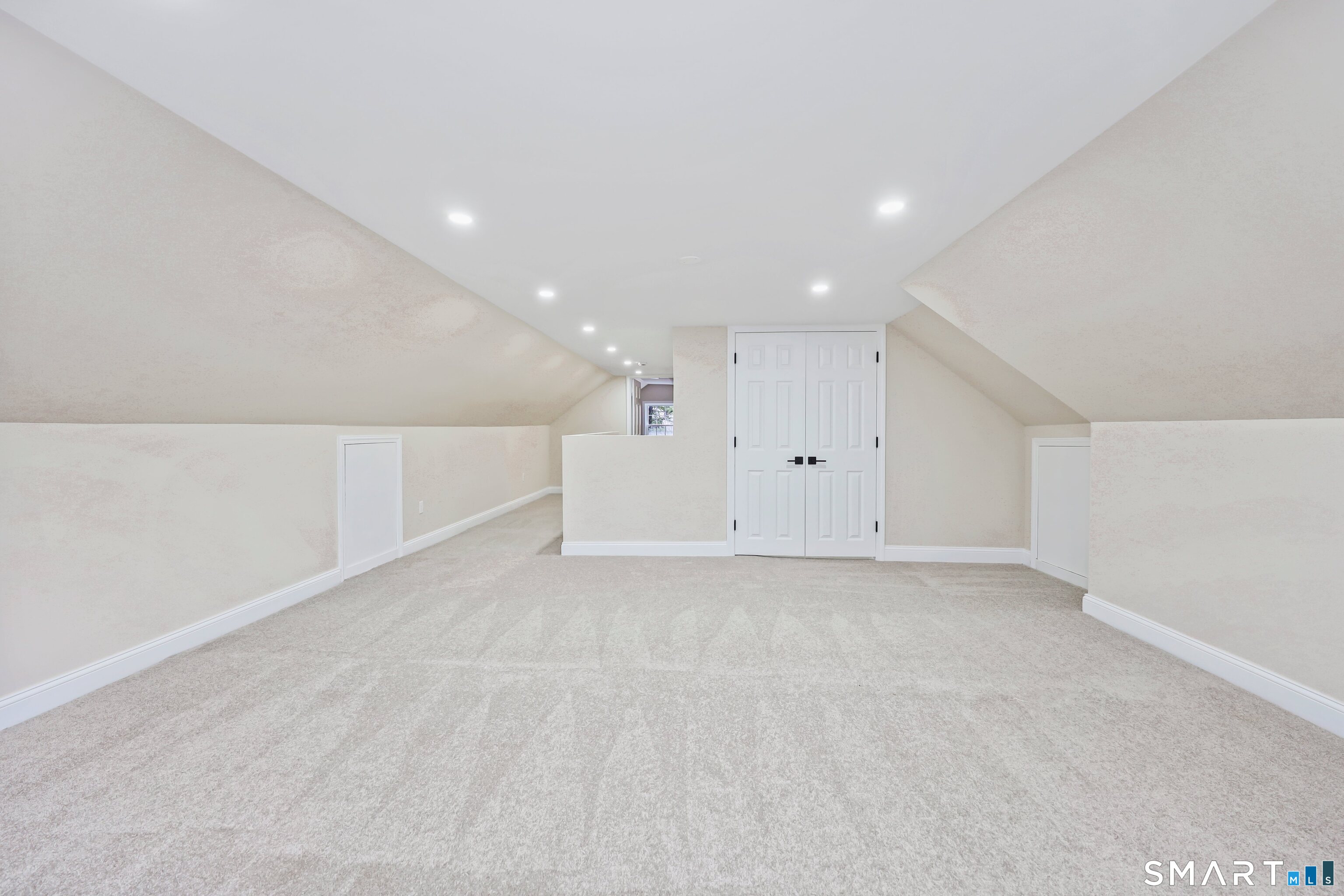 90 Battle Street Bristol, CT 06010 - Photo 48 of 68