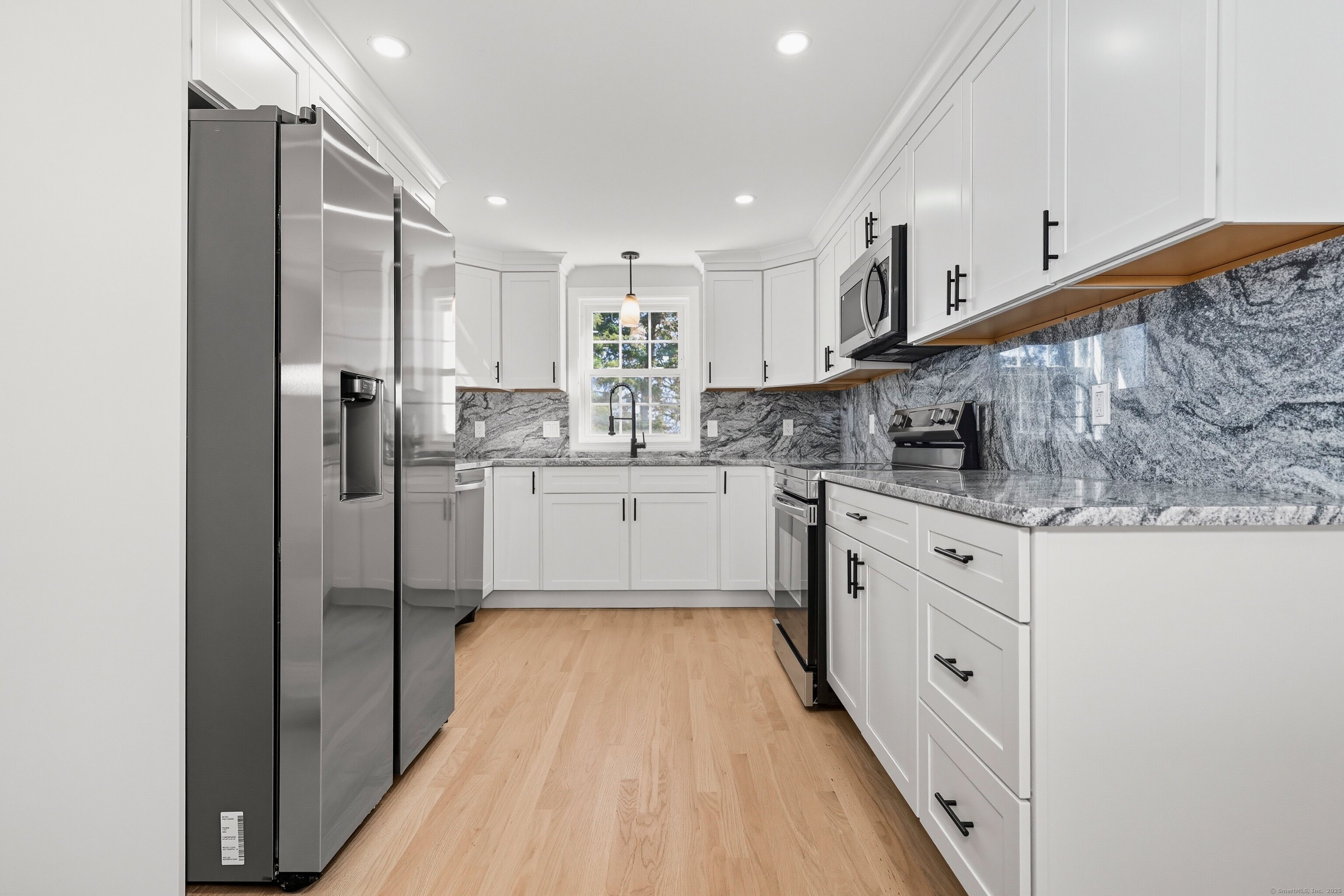 90 Battle Street Bristol, CT 06010 - Photo 6 of 68